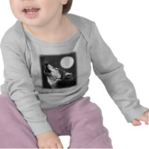 Wolf Howling at Moon Tshirts