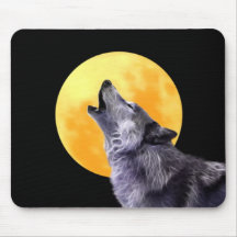 Wolf howls at the full moon mousepad