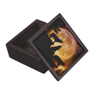 Wolves Peak Keepsake Jewelry Box planetjill_giftbox