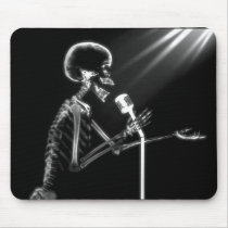 X-RAY SKELETON SINGING ON RETRO MIC - B&W MOUSEPAD