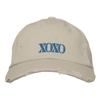 XOXO GORRA BORDADA XOXO GORRA BORDADA