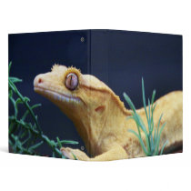 Yellow Crested Gecko Resting 3 Ring Binders