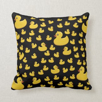 Yellow Rubber Ducks Throw Pillow (Black)