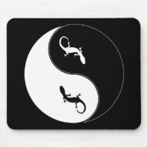 Yin Yang Salamander Mouse Pad