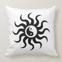 Yin-Yang Sun-Black/White pillows