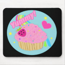YUMMY CUPCAKE Mousepad