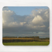 Zeeland - Clouds above golden grain Mousepads