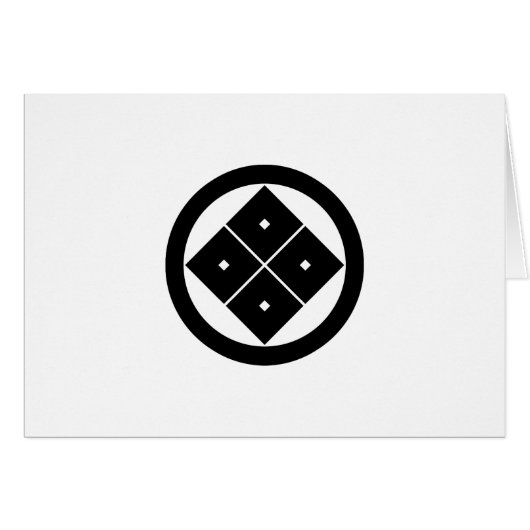 丸に隅立て四つ目 (Front Horizontal)