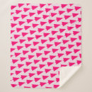 Search for pink christmas blankets Minimal