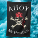 Search for pirate signs Under the sea