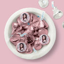 Search for elegant graduation favors Celebration