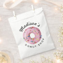 Search for donut favor bags Pink