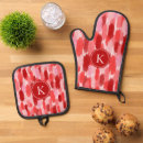 Search for oven mitts Red