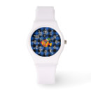Search for fish watches Bubbles