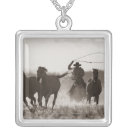 Search for horse necklaces Rope