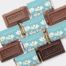 Search for white daisy favors Botanical