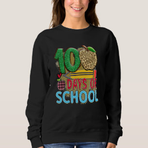 100 Days Of School Apple Pencil Student Teacher Sweatshirt