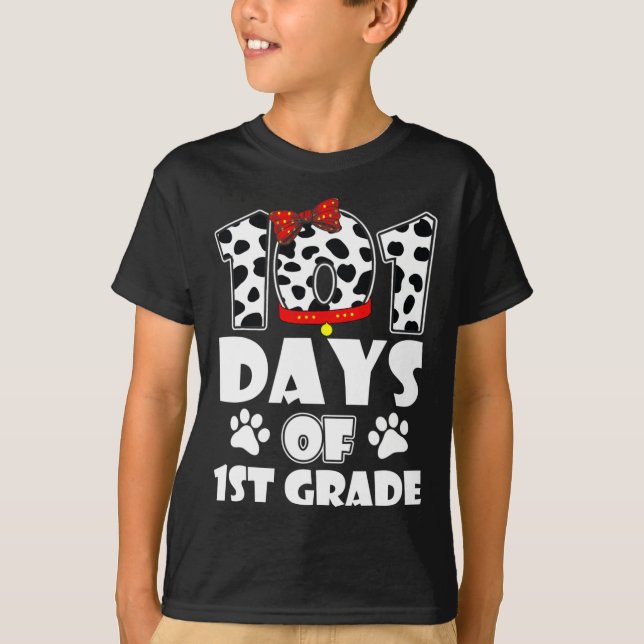 101 Days School 1st Grade Dog 100 Days Smarter Stu T-Shirt (Front)
