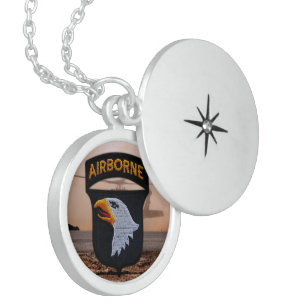 101st Airborne screaming eagles veterans patch Sterling Silver Necklace