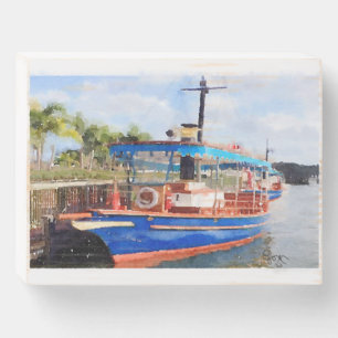 10/7 east angle for lightning. wooden box sign