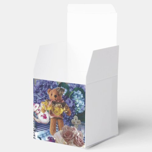10 Favor Boxes with Antique Teddy Bear