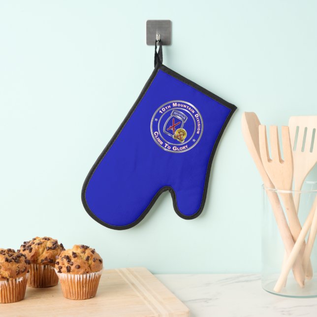 10th Mountain Division  Oven Mitt (Insitu(Hanging))