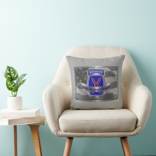 10th Mountain Division Throw Pillow