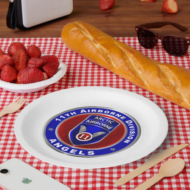 11th Airborne Division    Paper Plates (Picnic)
