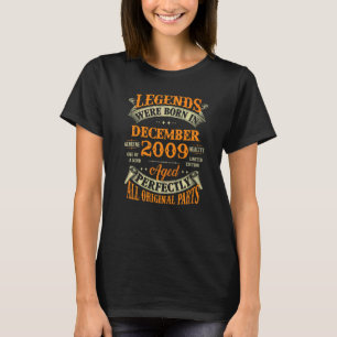 13th Birthday  Legends Born In December 2009 13 Yr T-Shirt