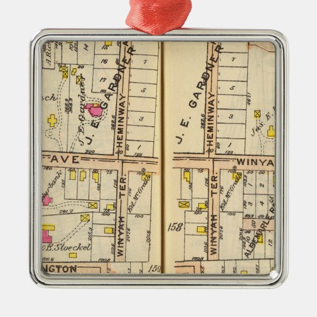 158159 New Rochelle Metal Ornament (Front)