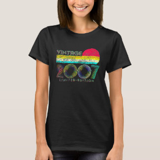 15 Year Old Vintage 2007 15th Birthday Boys T-Shirt