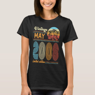 15 Years Old Birthday  Vintage May 2008 Girls Boys T-Shirt