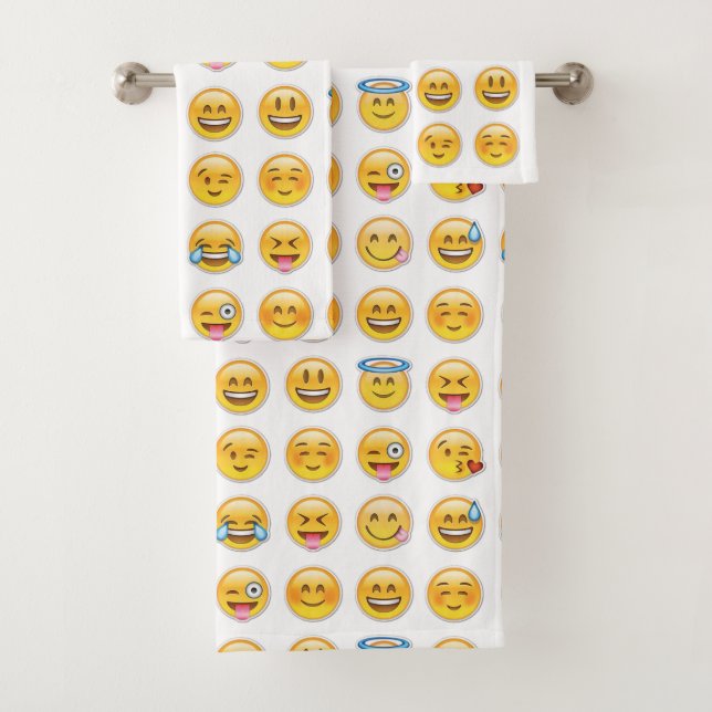 16 mixed emojis bath towel set (Insitu)