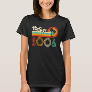 16th Birthday Vintage 2006 16 Year Old Retro  Boys T-Shirt