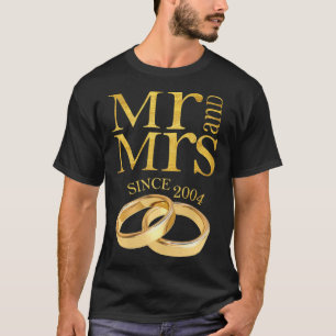 17th Wedding Anniversary Gift Mr & Mrs Since 2004  T-Shirt