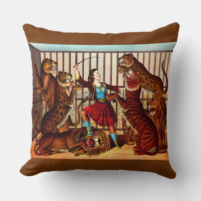 1874 The Lion Queen Throw Pillow (Front)