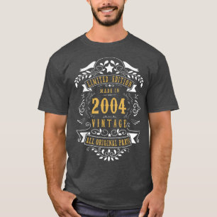 18 Years Old 18th Birthday Made Born in 2004 Boys  T-Shirt