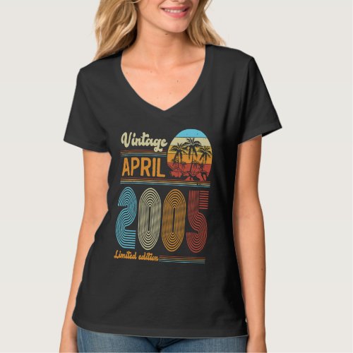 18 Years Old Birthday  Vintage April 2005 Girls Bo T_Shirt