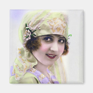 1920's Flapper in Green and Purple Magnet