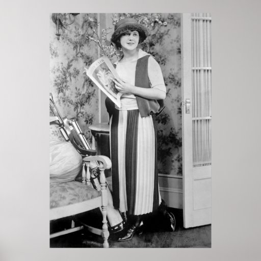 1920s Women's Golf Fashion Poster  Zazzle.com
