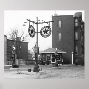 1925 Old Gas Station Poster