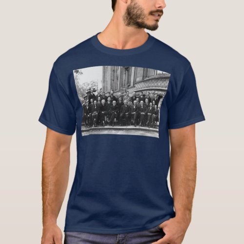 1927 Solvay Conference on Quantum Mechanics 1  T_Shirt