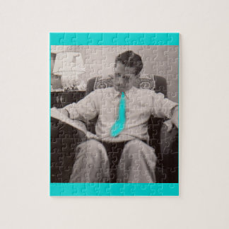 1930s reading the paper jigsaw puzzle