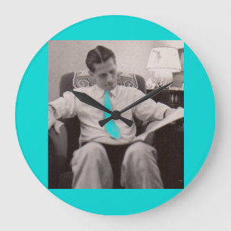 1930s reading the paper large clock