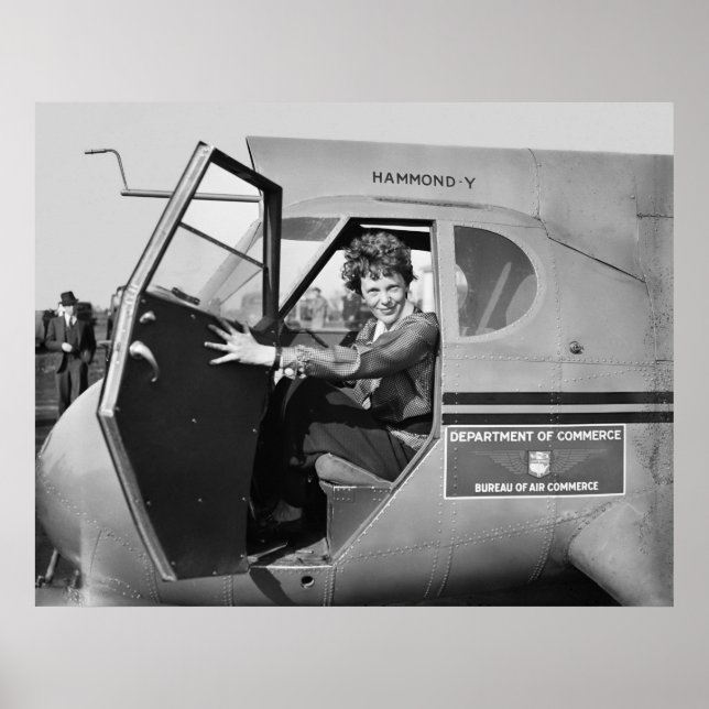 1936 PORTRAIT of AMELIA EARHART Poster (Front)