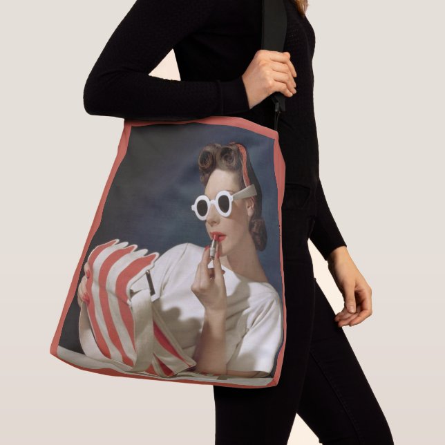 1950s fashion photo print crossbody bag (Close Up)
