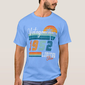 1952 Vintage Birthday Vintage Gift Retro gift T-Shirt