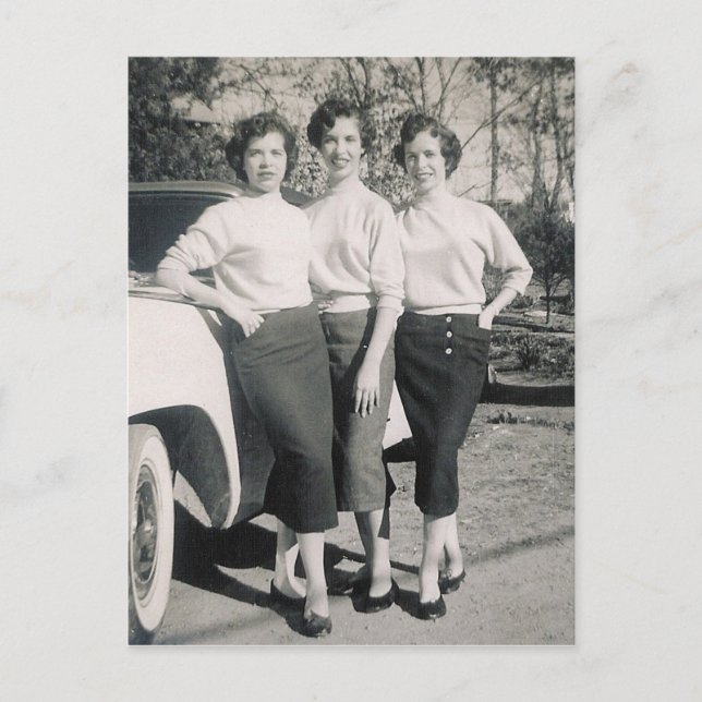 1957 GLAMOUR GIRLS #47 POSTCARD (Front)