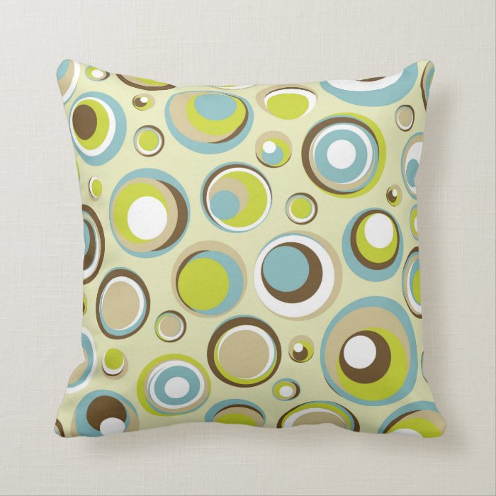 1970’s Retro Circle Pattern Couch Throw Pillow