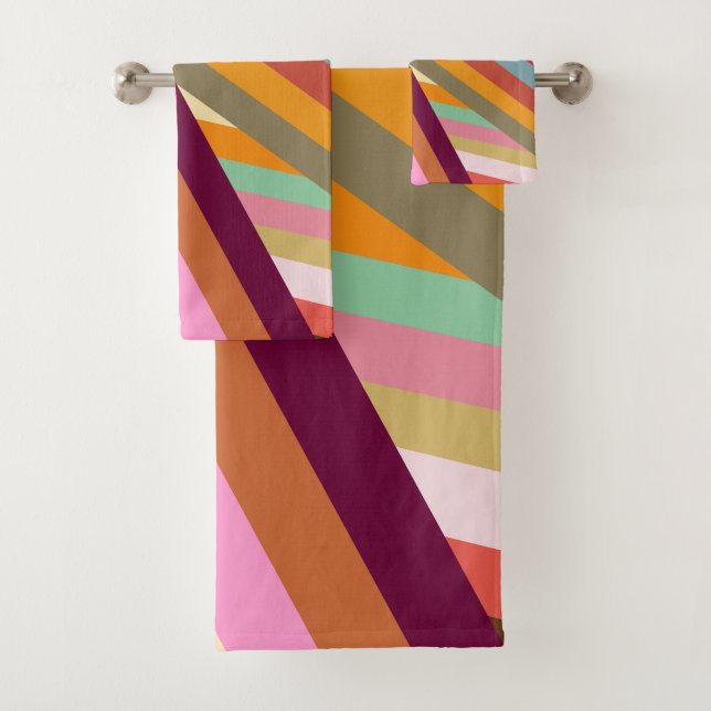 1970s Peaks  Bath Towel Set (Insitu)